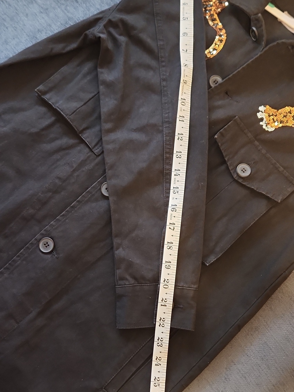 Blue B Black Denim Sequin Embroidered Tiger-shaped  Shoulder Shirt Jacket Size S - Picture 12 of 16